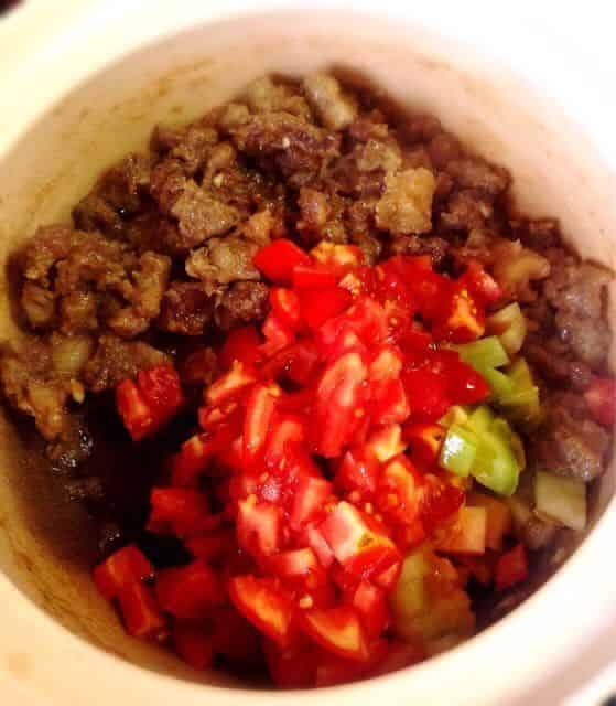 トマトを加えざっと炒め泡ぜます