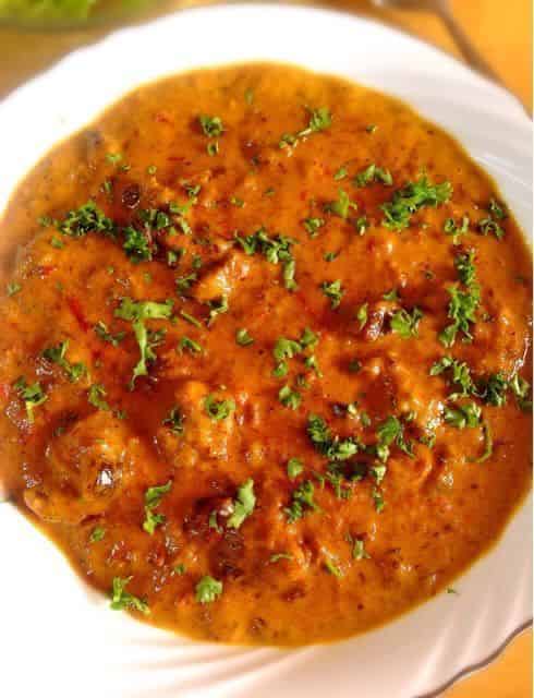 器に盛ってパセリを散らします