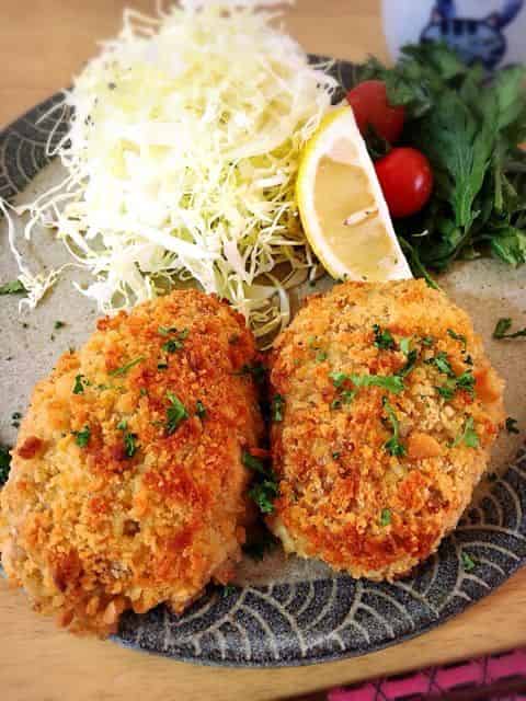 パセリを散らす