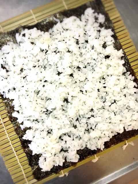 巻き簾、海苔、ご飯