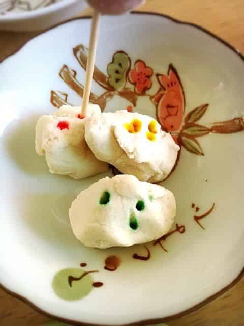 食用色素を加える