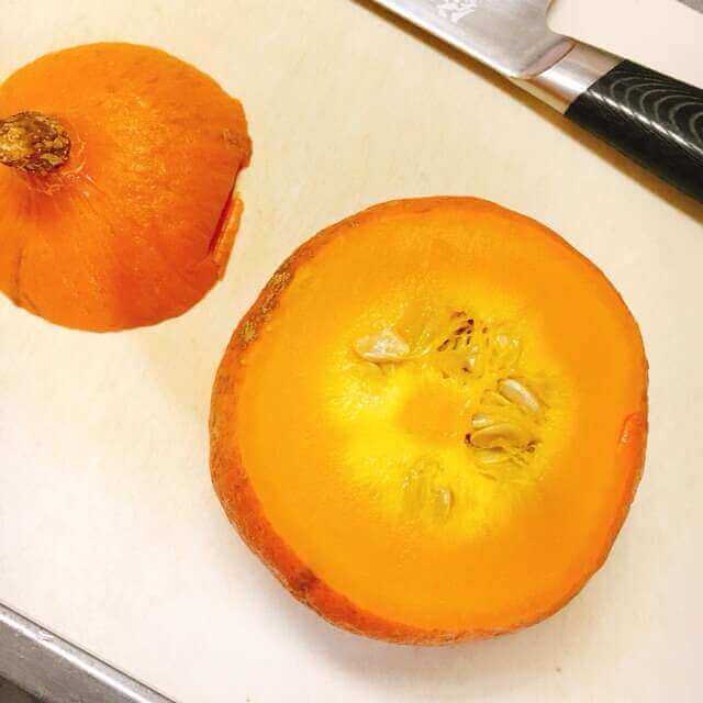 上部を切ります