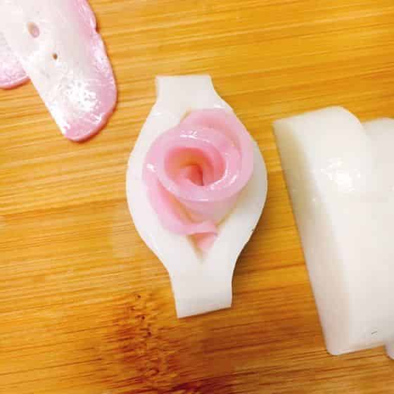 詰めます