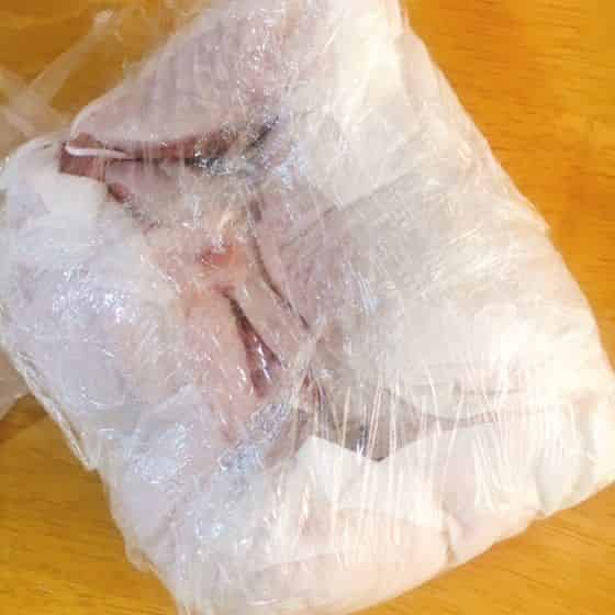 塩を振ってしばらくおきます
