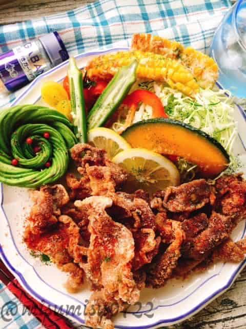 野菜と共に器に盛ります