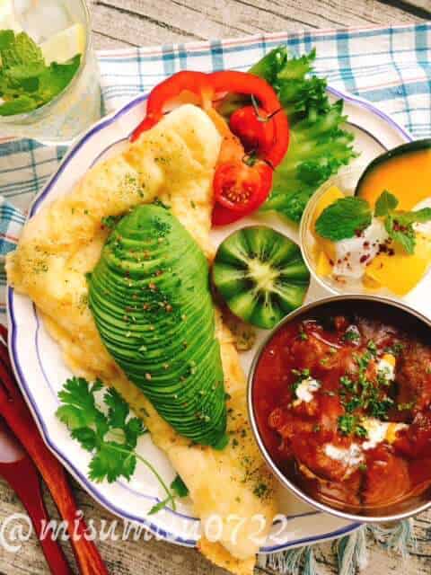 ナンとカレーのワンプレート完成