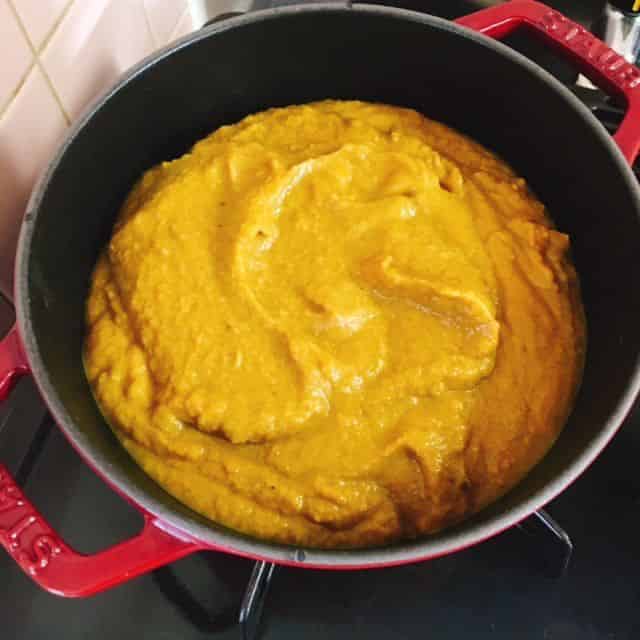 一晩おいて再び鍋に入れます