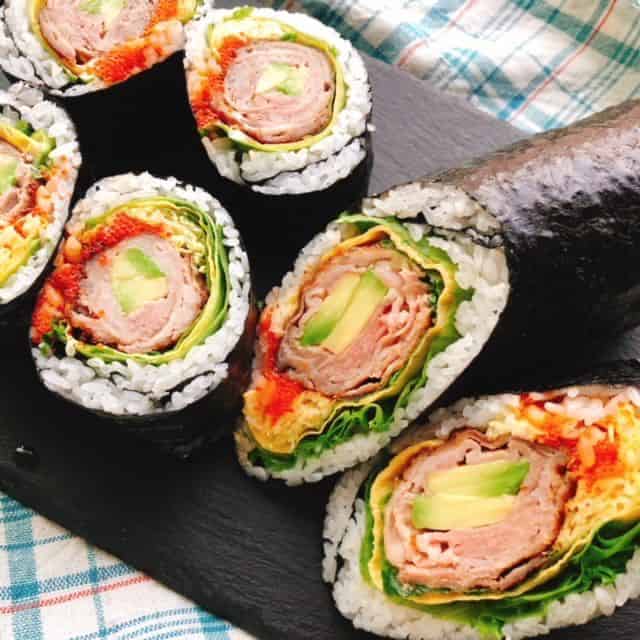 アボカド肉巻きのブリトー風巻き寿司