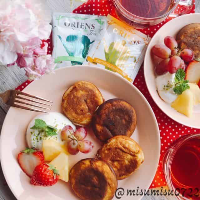 パンケーキを紅茶と共に