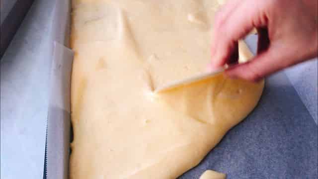 生地表面をならす