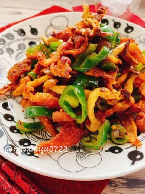 鶏皮ピーマンのカレー炒め
