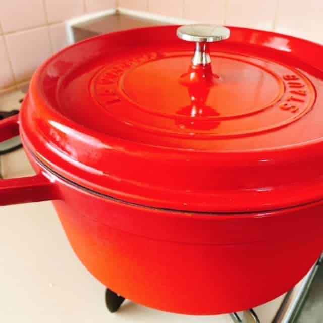 蓋をして30分煮込む