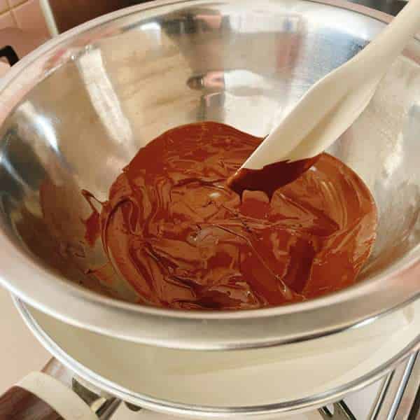 チョコレートを混ぜる