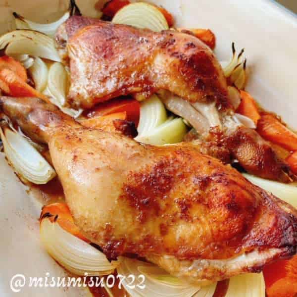 オーブン焼きのチキン