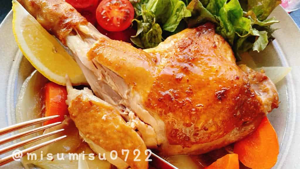 骨付き鶏もも肉のグリルを切ったところ