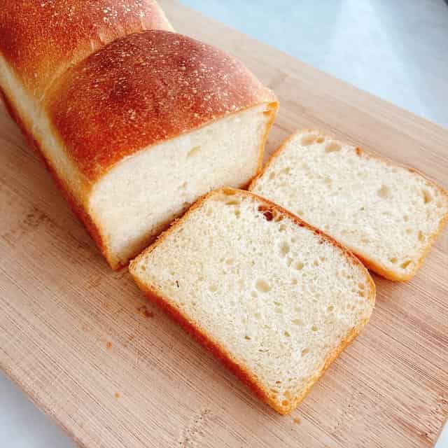 レーズン酵母の食パン(元種法)