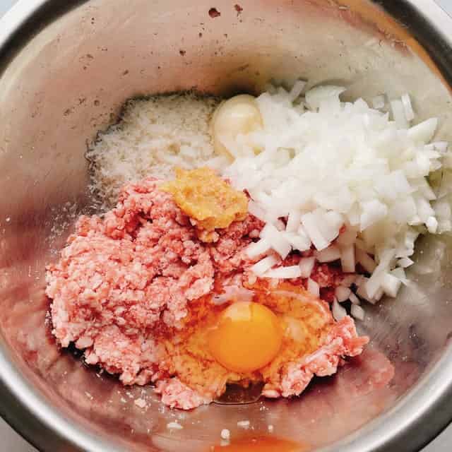残りの材料を入れます