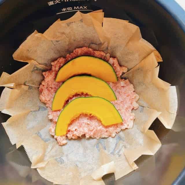 交互に詰めます