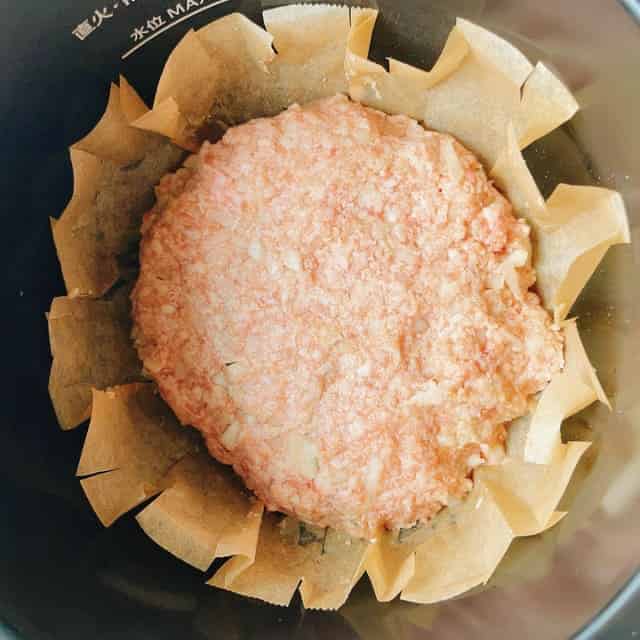 一番上はひき肉だねにします